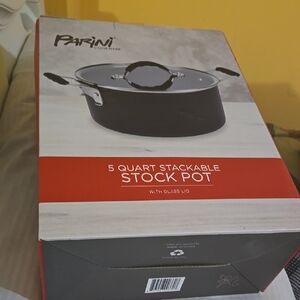 Black Stock Pot with Glass Lid